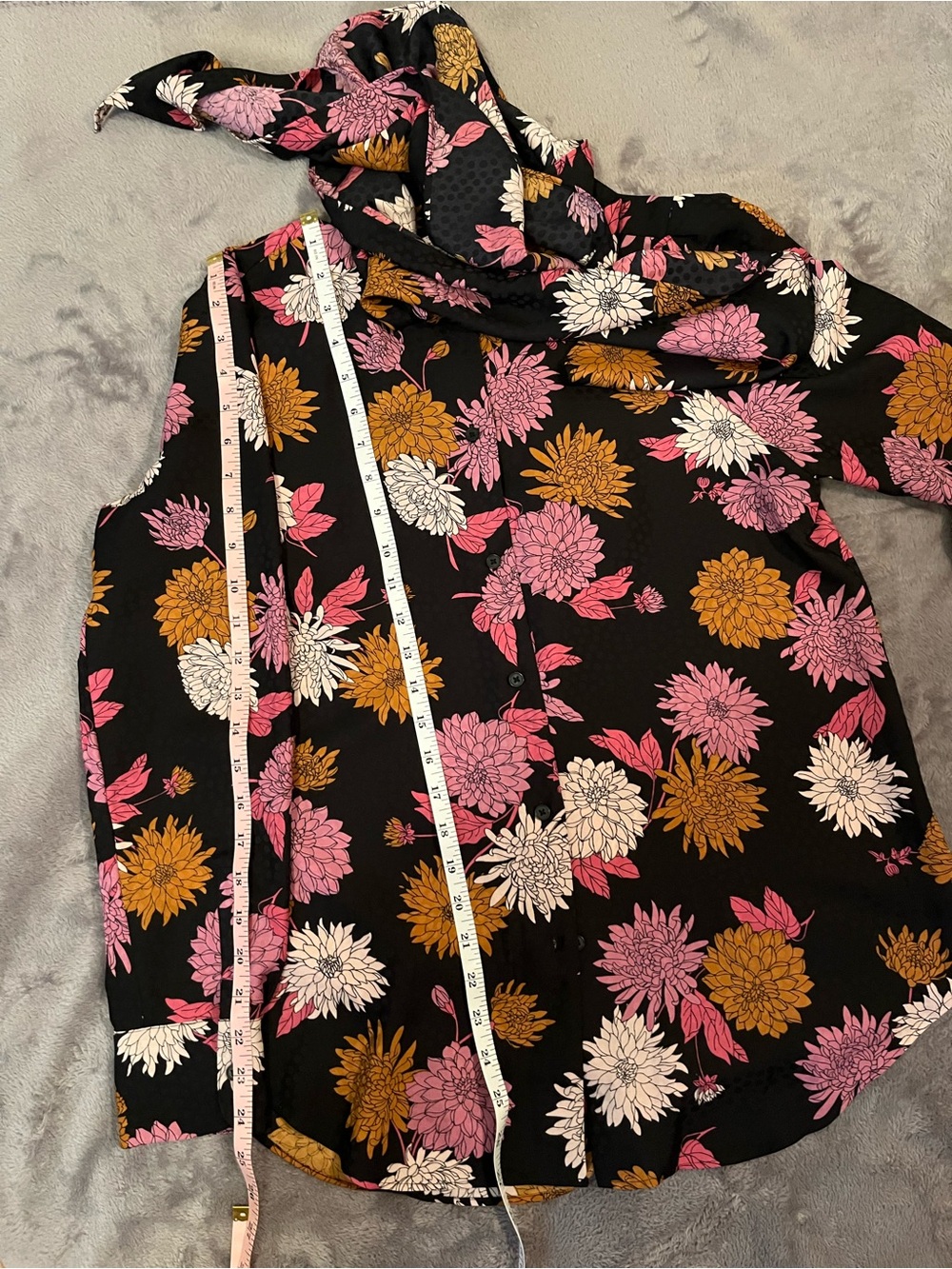 Ann Taylor Black Floral Bow-Tie Blouse with Pink, White & Mustard Flowers EUC - Picture 5 of 5